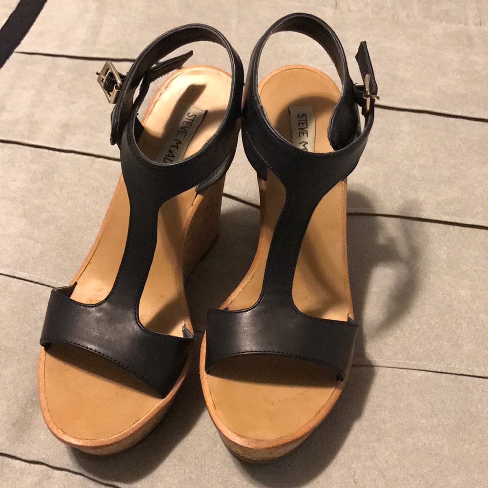 Steve Madden black and cork wedges